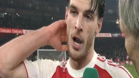 波爾圖對陣國際米蘭歐冠16強次回合0-0戰平，波爾圖補時頭球擊中門框，國米12年後闖進歐冠八強！